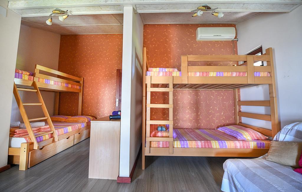 San Art Floating Hostel & Apartments Belgrade Luaran gambar