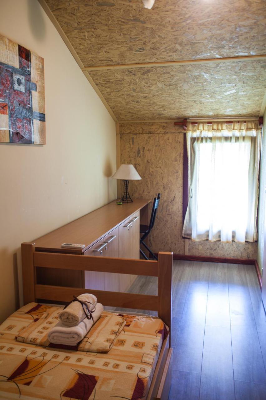 San Art Floating Hostel & Apartments Belgrade Luaran gambar