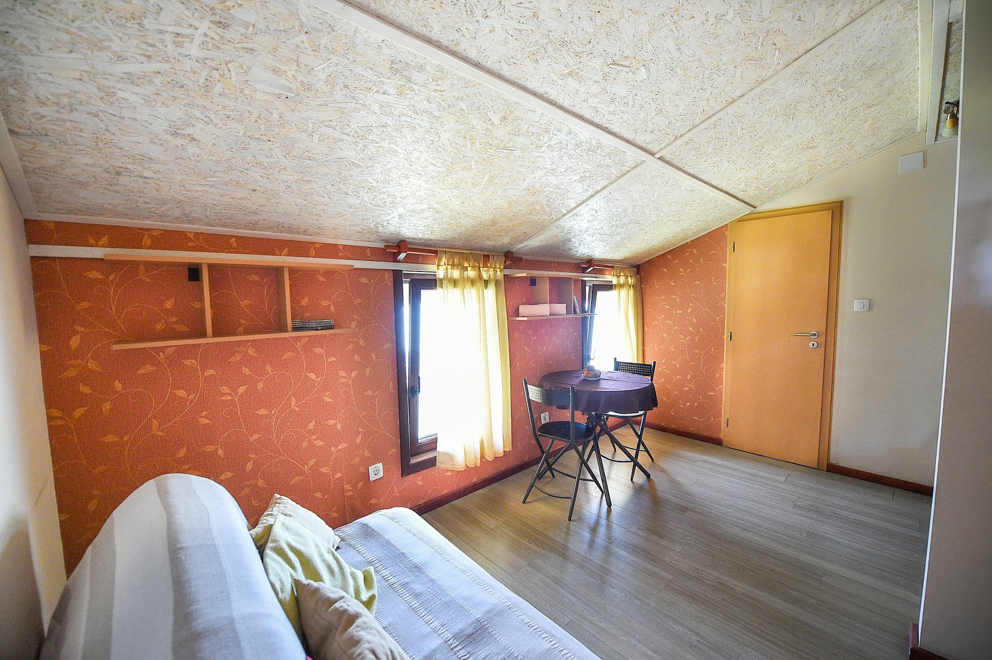 San Art Floating Hostel & Apartments Belgrade Luaran gambar
